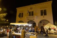 March&eacute;s Nocturnes_Saintes-Maries-de-la-Mer &copy; 